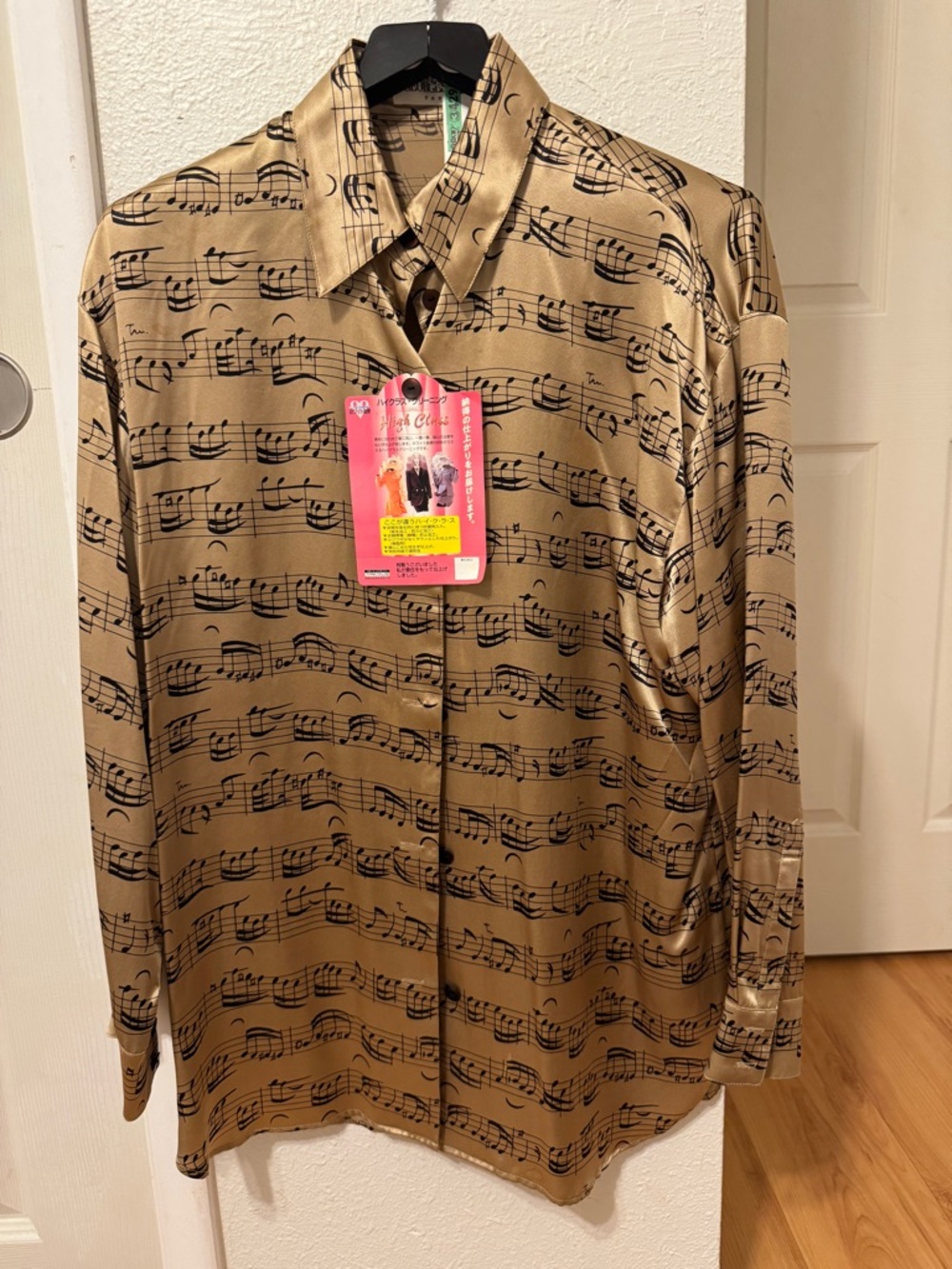 Women’s Gold Music Note 100% silk Long-Sleeve Button-Up Shirt